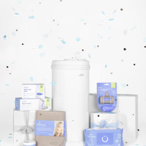 Set de Regalo con Basurero para Pañales Blanco y Accesorios Ubbi - Thumbnail Image 4