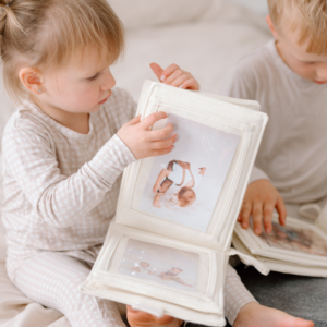 Cuddle Book Álbum de Fotos Black – The Cotton Lane - Thumbnail Image 3