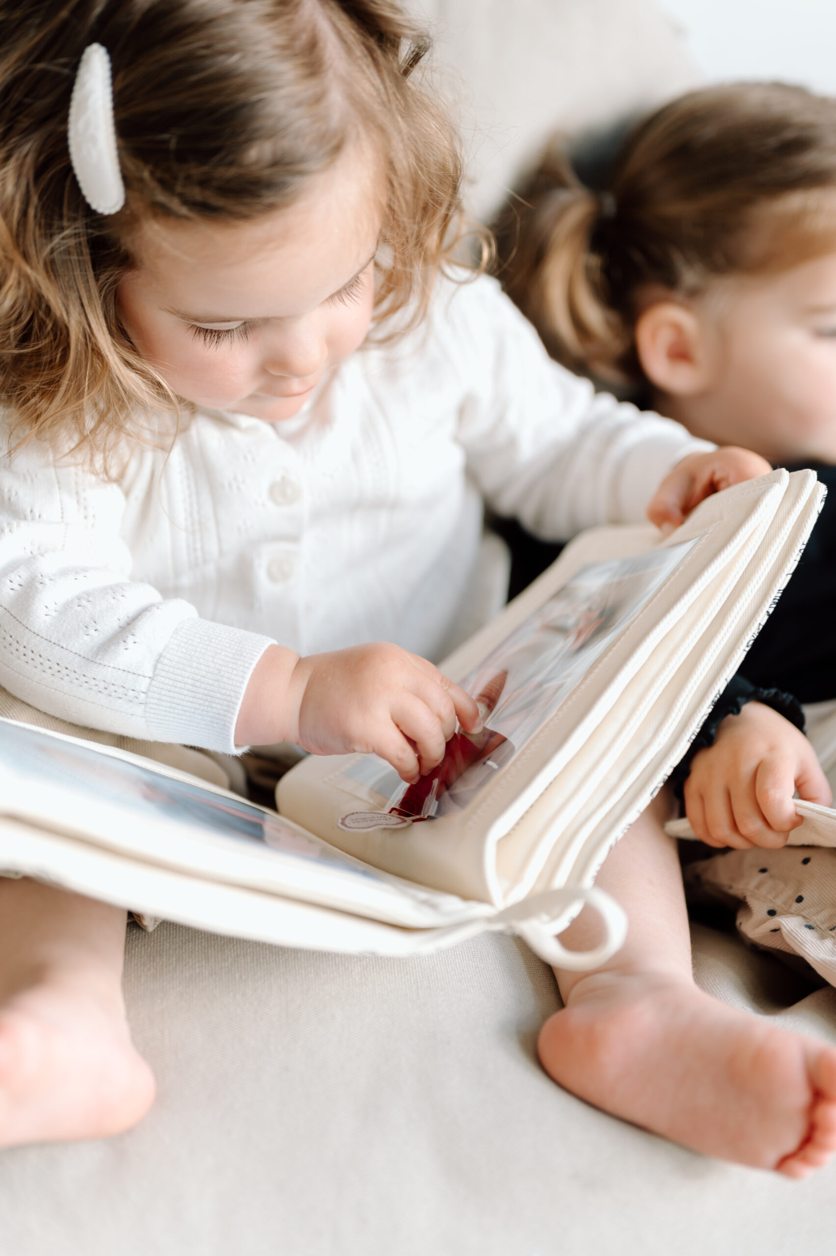 Cuddle Book Álbum de Fotos Black – The Cotton Lane - Imagen 5
