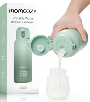 Calentador portátil de leche materna y agua Momcozy para viajes y paseos con bebé.
