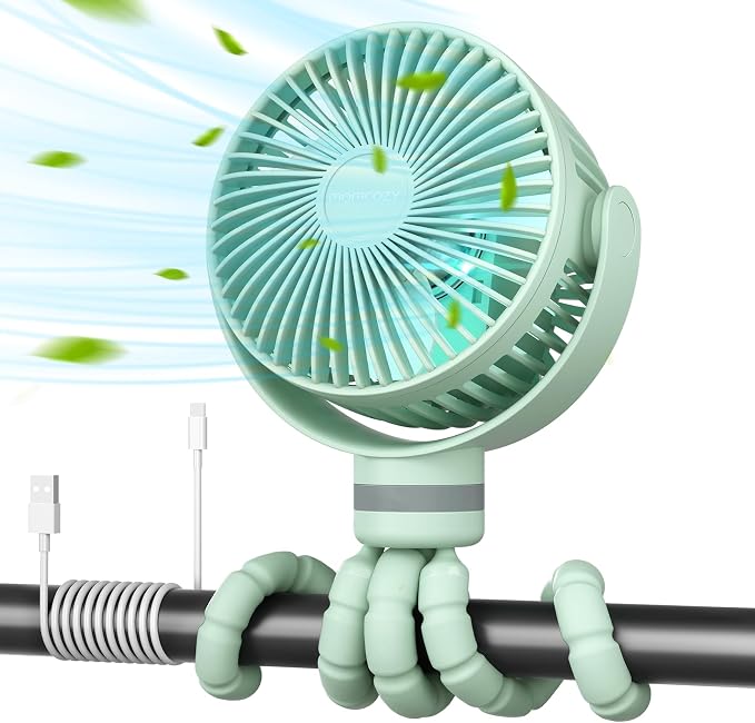 Ventilador portátil Momcozy verde para carruaje de bebé con trípode flexible, batería recargable y rotación de 360 grados.